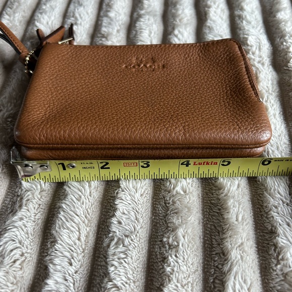 COACH Pebble Leather Double‎ Corner Zip Wristlet-Saddle Brown F6650